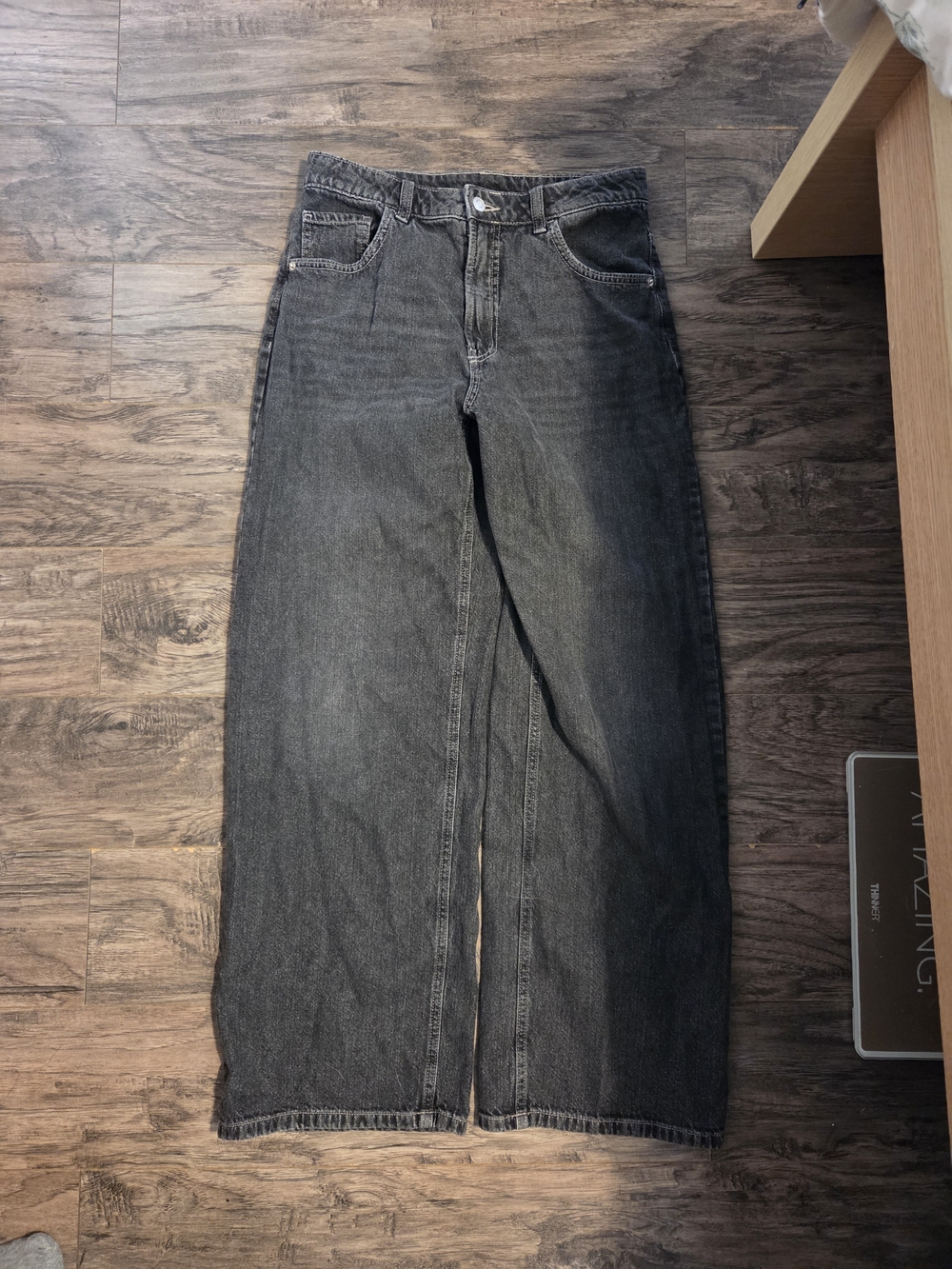 Women's Wide-Leg Black Denim Jeans